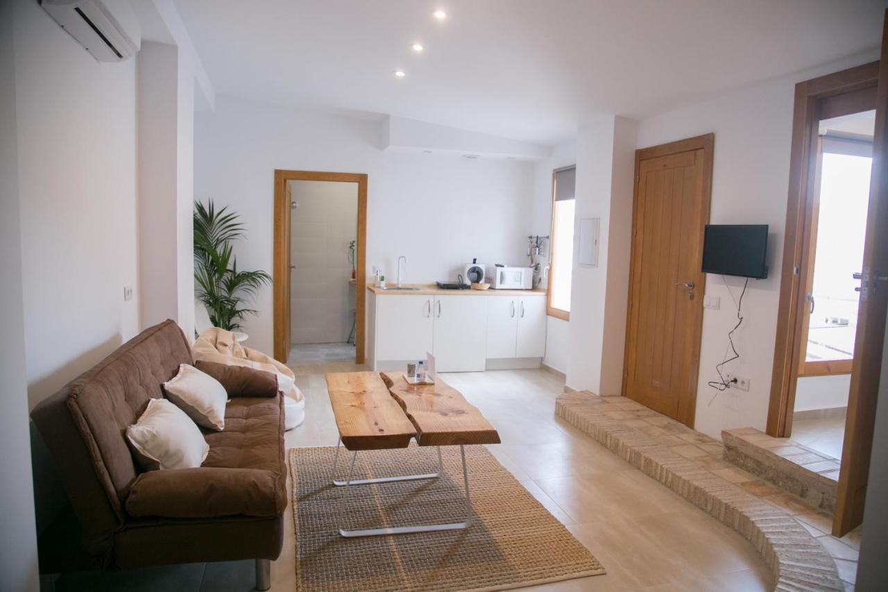 Apartamentos Turisticos La Casa Vieja Sabiote Екстериор снимка