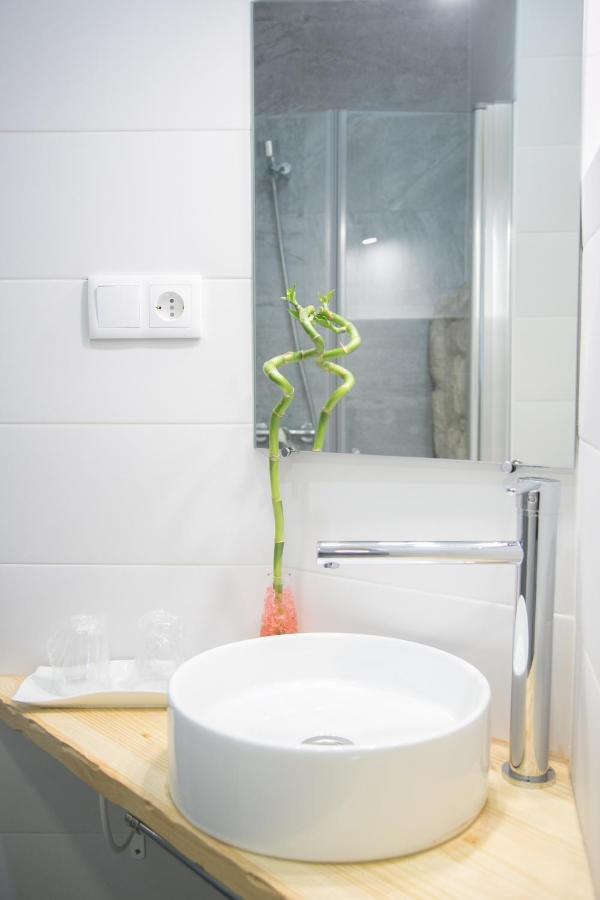 Apartamentos Turisticos La Casa Vieja Sabiote Екстериор снимка