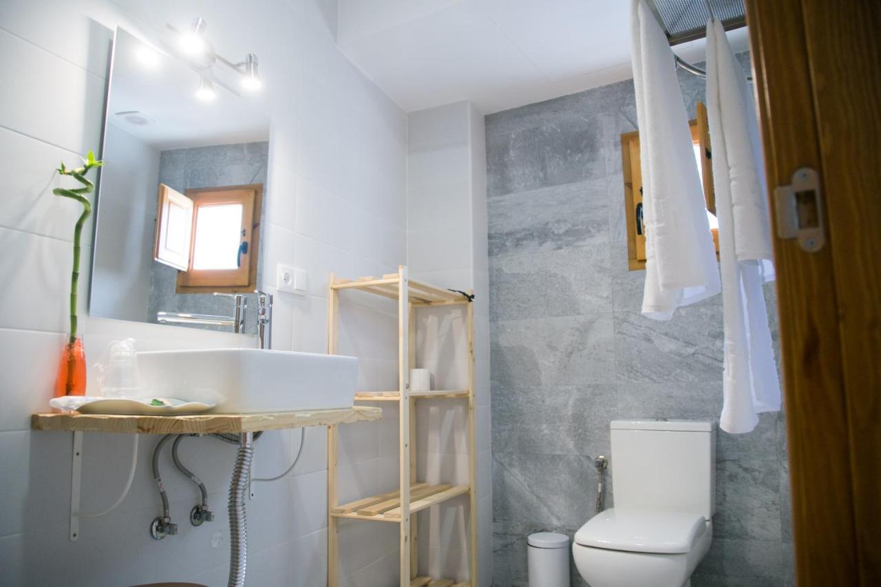 Apartamentos Turisticos La Casa Vieja Sabiote Екстериор снимка